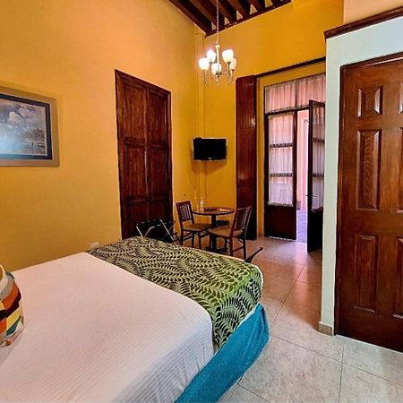 Hotel Del Capitan De Пуебла Екстериор снимка